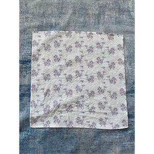 Vintage White and Purple Daisy Handkerchief 19 x 19